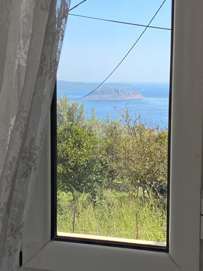 Villa Barbajonn'S Stone House à Monemvasia Extérieur photo